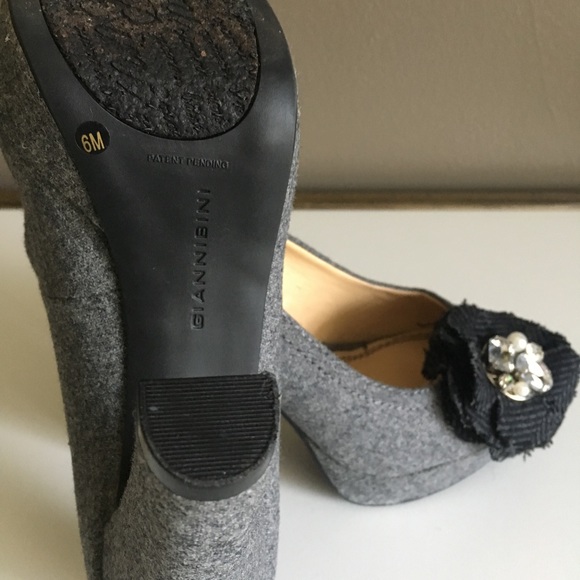 Gianni Bini Jewel Detailed Platform Pumps - Size 6 - Picture 6 of 7